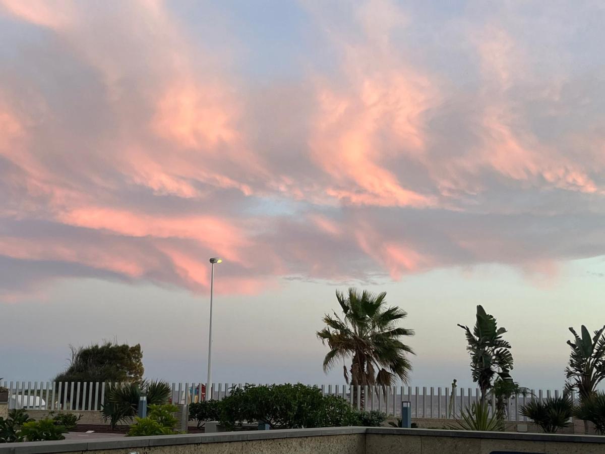Los Martines Beachfront Ocean View エル・メダノ エクステリア 写真